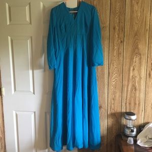 VINTAGE - Blue 70s Maxi Dress